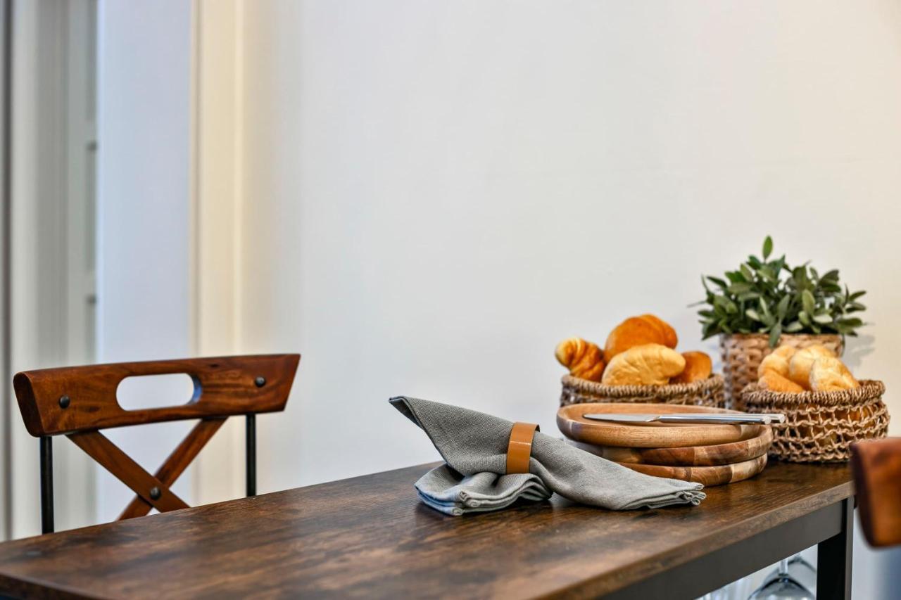 Huswell - Charming Getaway In The Historical City Center Brügge Exterior foto